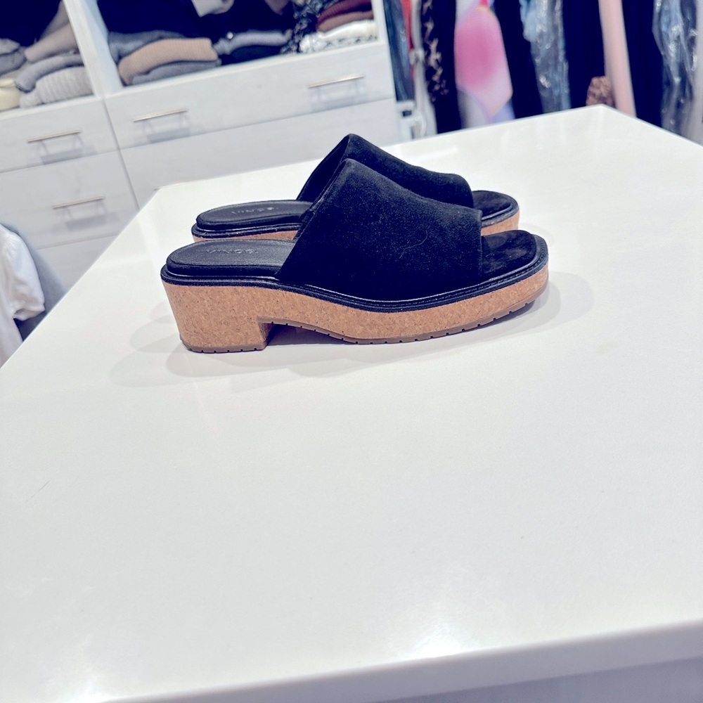 Vince Suede sandals size 38 - Picture 2 of 4